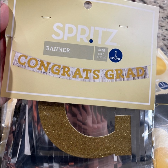 Graduation Party Decorations - Picture 4 of 4